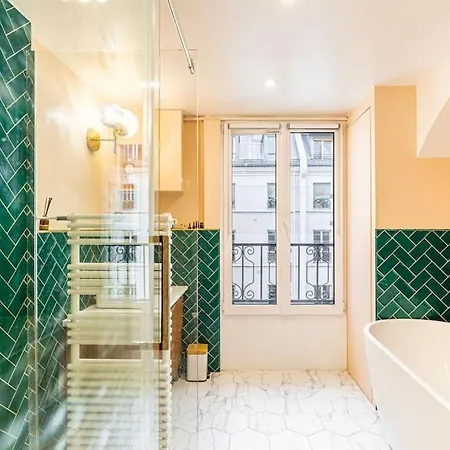 Guestready - Elegant Near La Concorde דירה